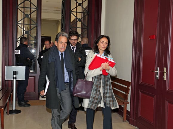 Pierre Haïk était marié à Maître Jacqueline Laffont, la mère de ses enfants.
Maître Pierre Haik et Maître Jacqueline Laffont - Deuxième jour du procès Bettencourt au tribunal de Bordeaux. Le 27 janvier 2015