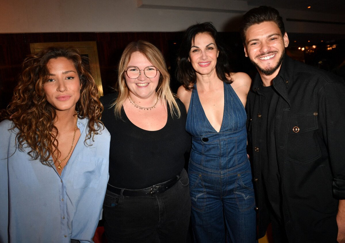 Photo : Exclusif - Manon Azem, Lola Dubini, Helena Noguerra, Rayane  Bensetti - Cocktail de l'équipe du film BDE de M. Youn à Paris le 20  février 2023. © VeerenBestimage - Purepeople
