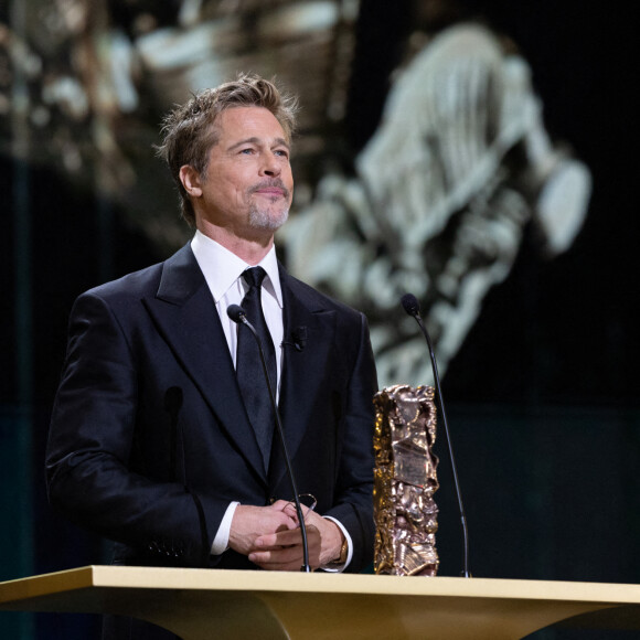 Brad Pitt - David Fincher reçoit un César d'honneur lors de la 48ème édition des César à l'Olympia à Paris le 24 février 2023 © Olivier Borde / Dominique Jacovides / Bestimage 