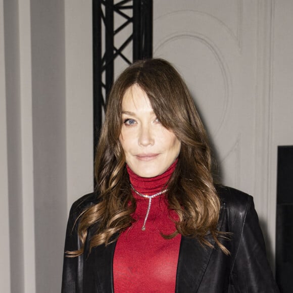 D'incroyables souvenirs que Carla Bruni n'est pas près d'oublier !
Carla Bruni - Front Row du défilé Jean-Paul Gaultier (JPG) x Haider Ackermann "Collection Haute Couture Printemps/Eté 2023" lors de la Fashion Week de Paris (PFW), le 25 janvier 2023. No web pour la Belgique et la Suisse. 