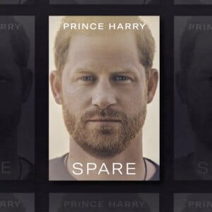 Le prince Harry esquive la question lors d'une interview à la télévision britannique sur le couronnement de son père. 