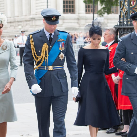 Kate Catherine Middleton, duchesse de Cambridge, le prince William, duc de Cambridge, Meghan Markle, duchesse de Sussex (habillée en Dior Haute Couture par Maria Grazia Chiuri) et le prince Harry, duc de Sussex - Arrivées de la famille royale d'Angleterre à l'abbaye de Westminster pour le centenaire de la RAF à Londres. Le 10 juillet 2018 