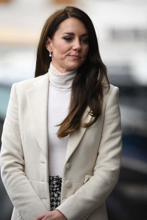 Catherine (Kate) Middleton, princesse de Galles, visite le centre de désintoxication Brynawel à Llanharan, Royaume Uni, le 28 février 2023, , pour en savoir plus sur le travail qu'ils font pour soutenir ceux qui luttent contre les effets de la toxicomanie et de l'alcoolisme. 