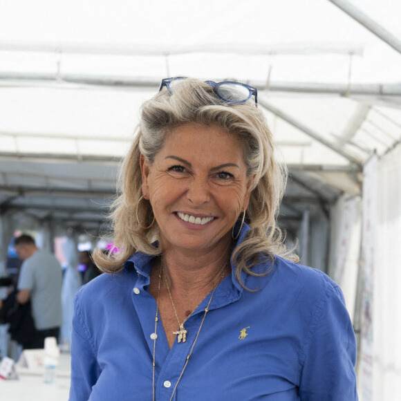 Il y a quelques années, elle a notamment eu la peur de sa vie en pensant perdre son fils Alexandre.
Exclusif - Caroline Margeridon - Festival des Livres et des Artistes organisé par l'association "Lecture pour Tous" engagée dans la lutte contre l'illettrisme au Mail Branly à Paris le 3 juillet 2022. © Pierre Perusseau / Jack Tribeca / Bestimage