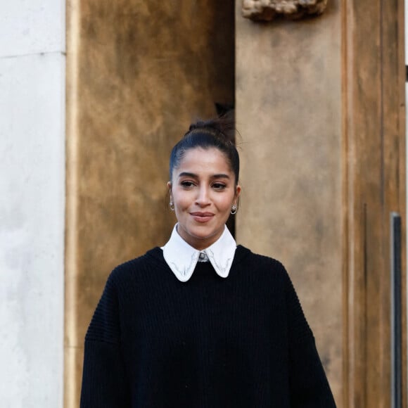 Leïla Bekhti - Défilé de mode prêt-à-porter automne-hiver 2023-2024 "Paco Rabanne" au Musée d'Art Moderne lors de la Fashion Week de Paris. Le 1er mars 2023. © Christophe Clovis / Bestimage