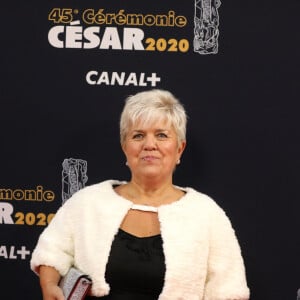 Mimie Mathy a d'ailleurs fondu en larmes.
Mimie Mathy - Tournage de la série " Dix Pour Cent " lors de la 45ème cérémonie des César à la salle Pleyel à Paris, le 28 février 2020. © Dominique Jacovides/Olivier Borde/Bestimage