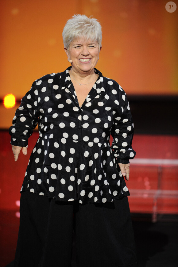 Exclusif - No Web - Mimie Mathy - Surprises - Enregistrement de l'émission "La Chanson secrète 4", qui sera diffusée le 4 janvier 2020 sur TF1, à Paris. Le 17 décembre 2019 © Gaffiot-Perusseau / Bestimage