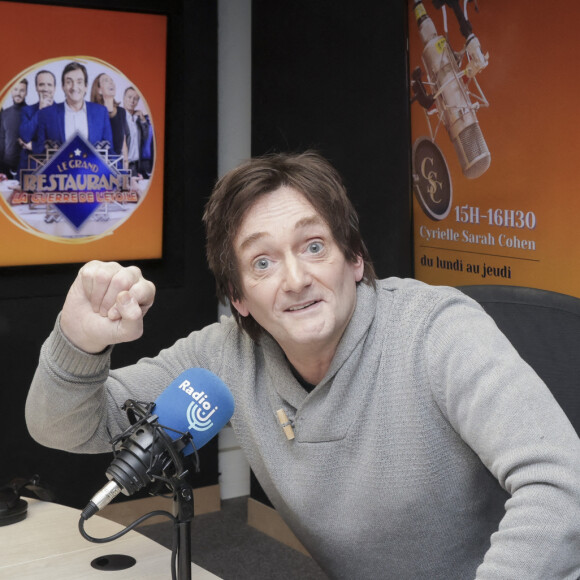 Une bonne nouvelle pour l'humoriste, qui est déjà dans les ennuis jusqu'au cou après l'accident de voiture du 10 février.
Exclusif - Pierre Palmade était l'invité de CS Cohen à Radio J à Paris le 15 décembre 2022. © Jack Tribeca / Bestimage 