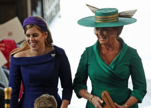 Sarah Ferguson, duchesse d'York et la princesse Beatrice d'York - Cérémonie de mariage de la princesse Eugenie d'York et Jack Brooksbank en la chapelle Saint-George au château de Windsor, Royaume Uni le 12 octobre 2018. 
