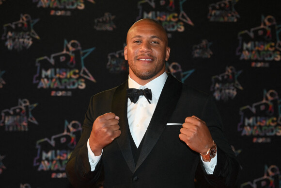 Le combattant français s'apprête à vivre l'un des combats les plus importants de sa carrière face à Jon Jones ce 5 mars à Las Vegas
 
Ciryl Gane au photocall de la 24ème édition des "NRJ Music Awards (NMA)" au Palais des Festivals à Cannes le 18 novembre 2022. © Rahid Bellak / Bestimage