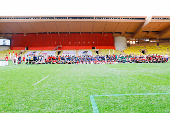 Ces anciens clubs du CA Brive et du Stade Français ont tenu à lui rendre hommage sur Twitter. "C'est avec une profonde tristesse que nous apprenons le décès de Denys Drozdz", écrit le club de la capitale
Atmosphère lors de la 9ème édition du Tournoi Sainte Dévote de Rugby au Stade Louis II à Monaco, le 11 mai 2019. Organisé par la Fédération Monégasque de Rugby avec le soutien de la Fondation princesse Charlène de Monaco, le Tournoi catégorie U12 accueillera dès 8h45, 17 équipes de 14 nations : Abu Dhabi, Afrique du Sud, Andorre, Angleterre, Dubaï, Espagne, Etats-Unis, France, Géorgie, Ile Maurice, Italie, Monaco, Suisse, Russie. Autre nouveauté de l'édition 2019, Abu Dhabi, Andorre, l'Espagne et les Etats-Unis aligneront des équipes composées de filles et de garçons. Le "Tots Rugby", propose une initiation au ballon ovale aux enfants de 3 à 5 ans et le Rugby pour Tous des ateliers pédagogiques et parcours adaptés aux enfants et jeunes adultes des Instituts Médicaux Éducatifs porteurs de handicap, pour une initiation ludique au rugby à 15h30. © Claudia Albuquerque/Bestimage