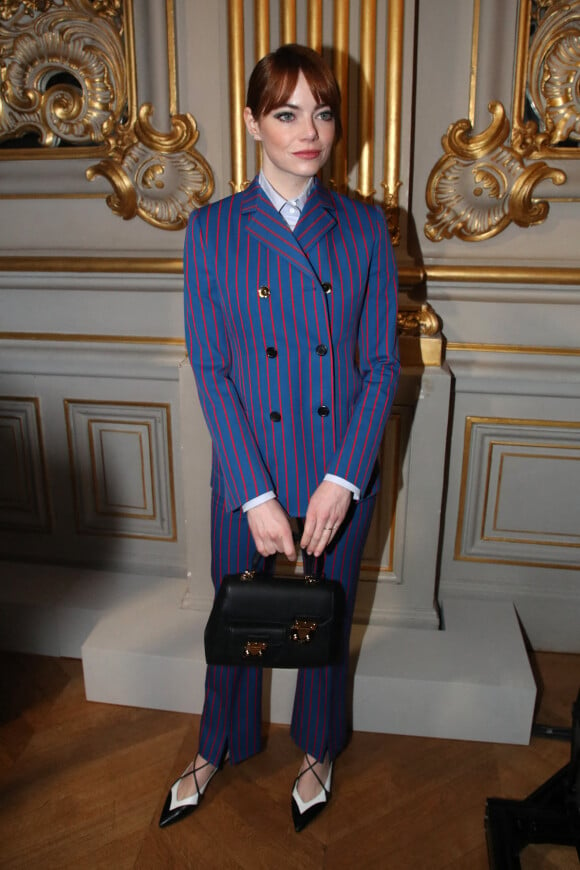 Emma Stone - Front Row du défilé Louis Vuitton prêt-à-porter automne-hiver 2023/2024 lors de la Fashion Week de Paris (PFW), à Paris, France, le 6 mars 2023. © Bertrand Rindoff/Bestimage
