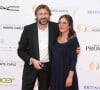 Bernard Yerlès, papa de Manon, née d'une précédente relation, a eu deux fils avec Laetitia Reva.
Bernard Yerlès et sa femme Laetitia Reva - Cérémonie d'ouverture du Festival de Télévision de Monte Carlo.