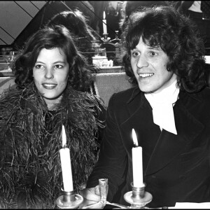 Gérard Lenorman et Caroline ont divorcé en 1989.
Archives : Gérard Lenorman avec sa femme Caroline après sa première à l'Olympia en 1974