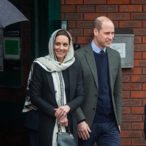 Le prince William, prince de Galles, et Catherine (Kate) Middleton, princesse de Galles, à la sortie du centre Hayes Muslim après une visite pour voir le travail de secours en Turquie et en Syrie par diverses ONG, à Londres, Royaume Unis, le 8 mars 2023. © Tayfun Salci/Zuma Press/Bestimage 