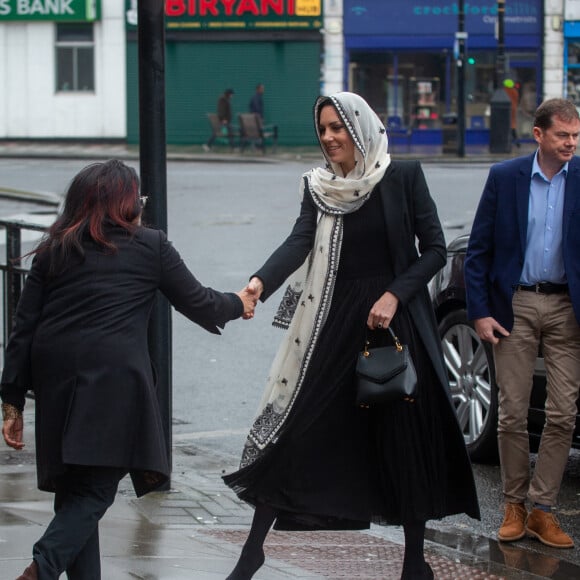 C'est plus élégante que jamais que la duchesse de Cambridge est apparue 
Le prince William, prince de Galles, et Catherine (Kate) Middleton, princesse de Galles, arrivent au centre Hayes Muslim pour une visite pour voir le travail de secours en Turquie et en Syrie par diverses ONG à Londres, Royaume Unis, le 8 mars 2023. © Tayfun Salci/Zuma Press/Bestimage