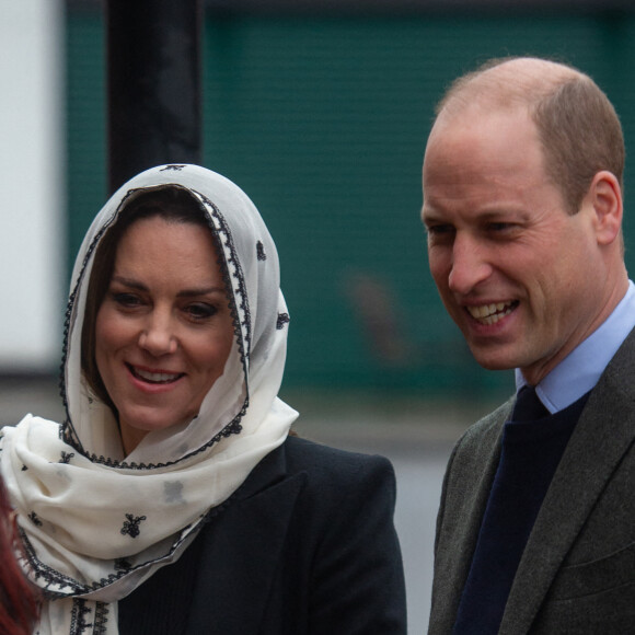 Le prince William, prince de Galles, et Catherine (Kate) Middleton, princesse de Galles, arrivent au centre Hayes Muslim pour une visite pour voir le travail de secours en Turquie et en Syrie par diverses ONG à Londres, Royaume Unis, le 8 mars 2023. © Tayfun Salci/Zuma Press/Bestimage 