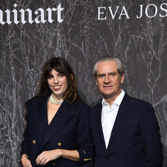 Lou Doillon et Frédéric Dufour (Président de Ruinart) - Vernissage de l'exposition Ruinart "Promenade en Champagne" au Carreau du Temple à Paris. Le 9 mars 2023 © Giancarlo Gorassini / Bestimage