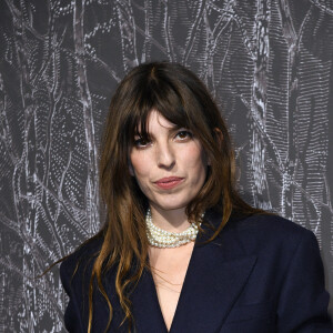 Lou Doillon - Vernissage de l'exposition Ruinart "Promenade en Champagne" au Carreau du Temple à Paris. Le 9 mars 2023 © Giancarlo Gorassini / Bestimage