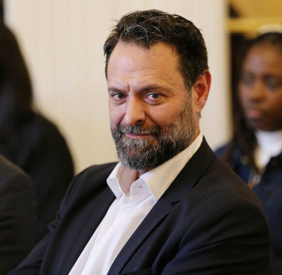 Il s'appelle Matthias Savignac. Elle l'avait rencontré il y a quelques mois à New-York
Matthias Savignac, président du groupe MGEN - Marlène Schiappa, secrétaire d'Etat, chargée de l'Économie sociale et solidaire et de la Vie associative, rencontre les étudiants du master de l'ESS de l'université du Mans à Paris le 7 novembre 2022. © Jonathan Rebboah / Panoramic / Bestimage