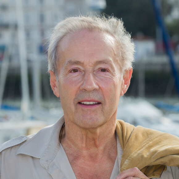 Photocall Gérard Klein pendant le 17ème festival de fiction TV de La Rochelle le 11 septembre 2015.