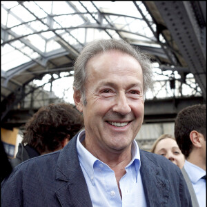 Gérard Klein - Inauguration à la gare de l'Est du train Alzheimer qui va silloner la France à travers 13 villes pour informer les usagers des différents aspects de la maladie.