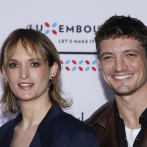 Niels Schneider est en couple avec Virginie Efira depuis 2018
Agathe Rousselle et Niels Schneider lors du photocall de la clôture de la 13ème édition du Luxembourg City Film Festival (Lux Film Festival), au Luxembourg, le 11 Mars 2023. © Denis Guignebourg/BestImage 