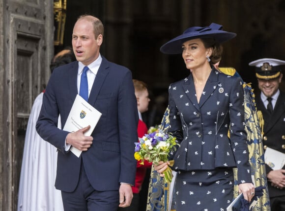 Avant cela, le couple avait été très remarqué à l'église.
Le prince William, prince de Galles, Catherine (Kate) Middleton, princesse de Galles - La famille royale britannique à la sortie du service annuel du jour du Commonwealth à l'abbaye de Westminster à Londres le 13 mars 2023. 