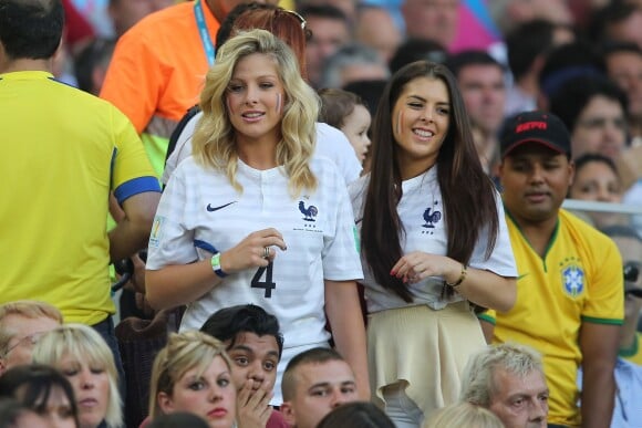 Camille Tytgat (compagne de Raphaël Varanne) et la compagne de Paul Pogba assiste au match France - Equateur à Rio de Janeiro au Brésil le 25 juin 2014