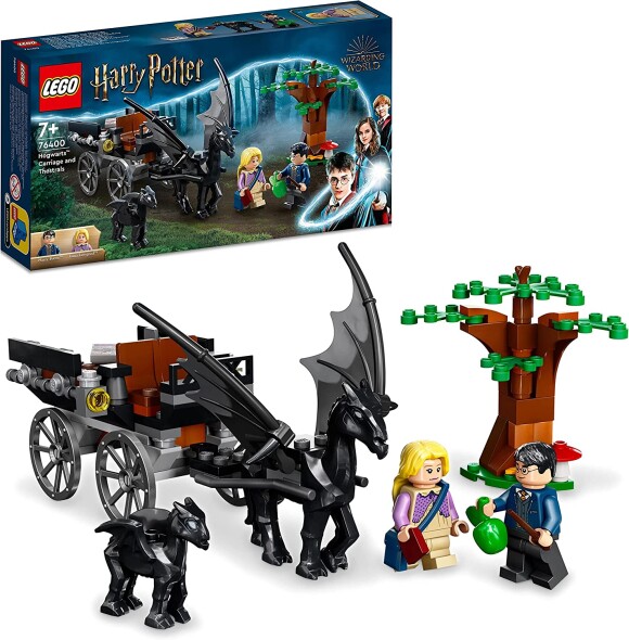 Luna et Harry font une rencontre des plus surprenantes avec ce jeu de construction Lego Harry Potter la diligence et les sombrals de Poudlard