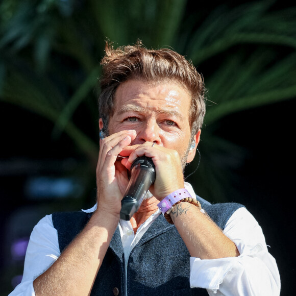 Christophe Mae - Les concerts de la fête de l'humanité 2022 sur la Base 217 du Plessis-Pâté, Brétigny sur Orge le 11 septembre 2022. 