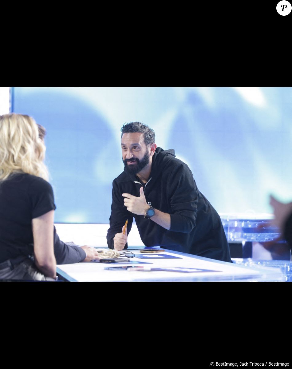Cyril Hanouna avait visiblement prévu une activité avec son fils Lino ce week-end.
Exclusif - Cyril Hanouna - Sur le plateau de l'émission TPMP (Touche Pas à Mon Poste) présentée en direct par C.Hanouna et diffusée sur C8 - Paris le 23/01/2023 - © Jack Tribeca / Bestimage