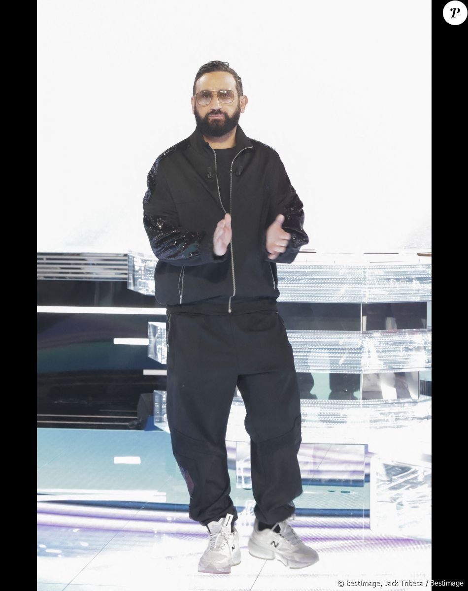Un sms lu en direct par son père ce vendredi 17 mars sur le plateau de " Touche pas à mon Poste" .
Exclusif - Cyril Hanouna sur le plateau de l'émission TPMP (Touche Pas à Mon Poste) présentée en direct par C.Hanouna et diffusée sur C8 - Paris le 9 janvier 2023 - © Jack Tribeca / Bestimage