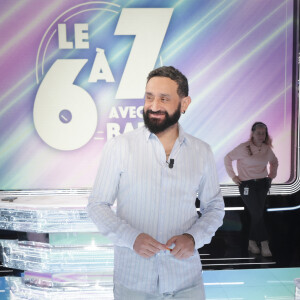 Exclusif - Cyril Hanouna - Sur le plateau de l'émission TPMP (Touche Pas à Mon Poste) présentée en direct par C.Hanouna et diffusée sur C8 - Paris le 020/02/2023 - © Jack Tribeca / Bestimage