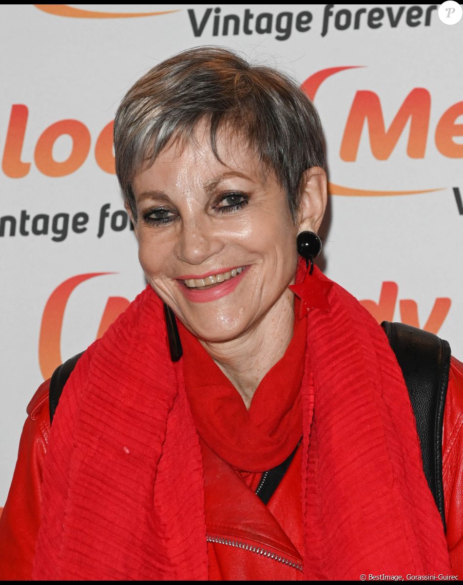 Isabelle Morini-Bosc - Photocall de la soirée du 20ème anniversaire de la chaîne Mélody TV à l'Olympia de Paris le 8 juin 2022. © Coadic Guirec - Giancarlo Gorassini/Bestimage