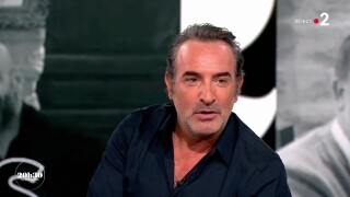 Jean Dujardin surpris par Laurent Delahousse : "C'est l'alignement parfait"