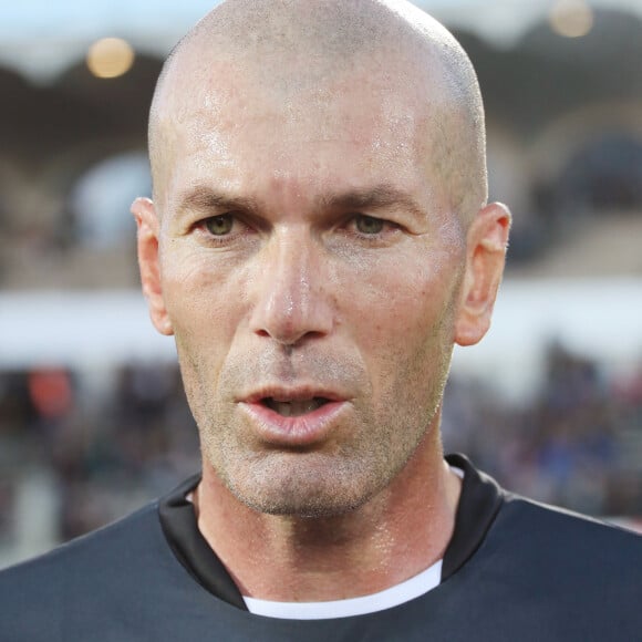 Zinédine Zidane (entraîneur du Real Madrid) lors du "Match des légendes" (match caritatif mi-foot, mi-rugby) au profit de l'association de P.Olmeta, "Un sourire, un espoir pour la vie", qui vient en aide aux enfants malades, au stade Chaban Delmas, Bordeaux, France, le 27 Mai 2019. © Patrick Bernard/Bestimage