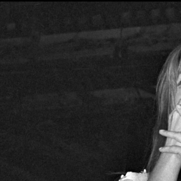 Mais elle avait été surtout connue grâce à son rôle dans Les Demoiselles de Rochefort. 
Françoise Dorléac au théâtre en 1967