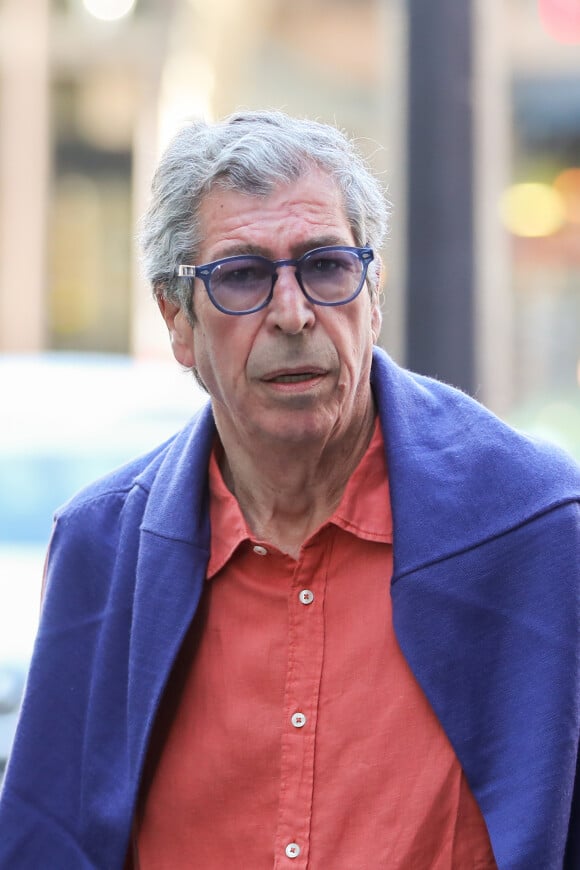 Patrick Balkany arrive au palais de justice de Paris pour entendre la décision de la cour d'appel concernant l'affaire de blanchiment aggravée contre lui et sa femme Isabelle le 27 mai 2020.