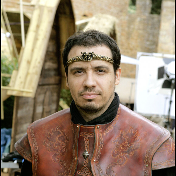 Tournage Kaamelott 2005 avec Alexandre er Lionnel Astier - Archive Portrait