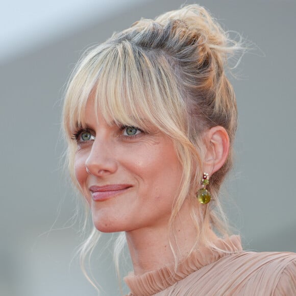 Mélanie Laurent a vécu à Los Angeles plusieurs années avec son mari et ses deux enfants Léo, 9 ans et Mila, 4 ans
Melanie Laurent lors de la cérémonie d'ouverture et projection du film "White Noise" lors de la 79ème édition du festival international du film de Venise (La Mostra), Italie. © MPP/Bestimage 