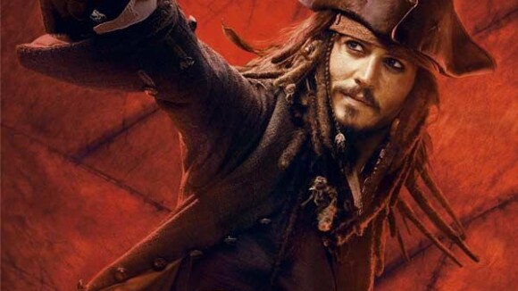 Johnny Depp : Une beauté plus que caliente face à lui... en plus de Barbe Noire ?