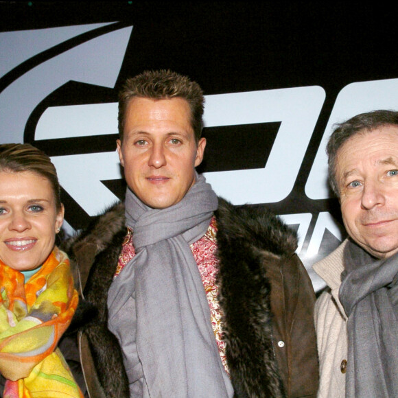 Exclusif - Michael Schumacher, sa femme Corinna et Jean Todt à la boite de nuit "La suite" à Paris.