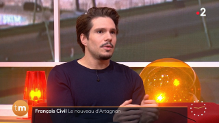 François Civil : "J'ai plus de mal à parler", rares confidences sur son état "amoureux"