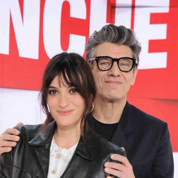 Exclusif - Marc Lavoine et Zoe Madimmi - Enregistrement de l'émission "Vivement dimanche" au studio Gabriel, le 25 décembre 2022. © Guillaume Gaffiot / Bestimage