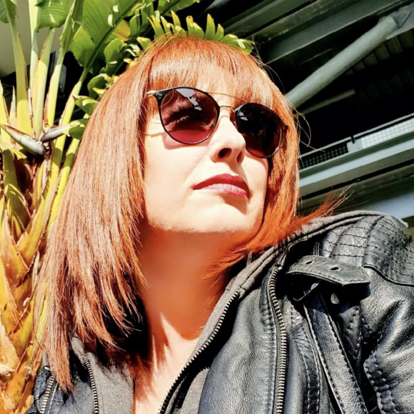 Une somme qui s'explique par le "préjudice que Chrystel Camus estime avoir subi du fait de l'annulation d'un duo un temps évoqué entre Jean-Marie Bigard et le controversé Dieudonné", 
Chrystel Camus, l'ancienne productrice de Jean-Marie Bigard, a décidé de le poursuivre en justice et lui réclame 60 000 euros. Instagram