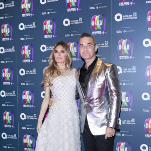 Robbie Williams et sa femme Ayda Field Williams au photocall du gala caritatif de la comédie musicale "Take That The Band" au profit de la Fondation Elton John contre le sida, au théâtre Royal Haymarketau Theatre Royal Haymarket à Londres, Royaume Uni, le 4 décembre 2018. 