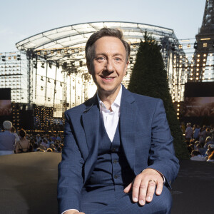 Exclusif - Stéphane Bern (Chaussures Louboutin aux couleurs Bleu Blanc Rouge) - Backstage de l'enregistrement de l'émission "Le concert de Paris" à la Tour Eiffel pour le 14 Juillet à Paris © Pierre Perusseau-Tiziano da Silva / Bestimage 