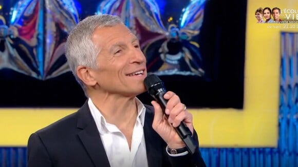 N'oubliez pas les paroles : Une choriste dérape et choque, Nagui la recadre