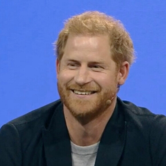 Le prince Harry, duc de Sussex, lors d'une séance de questions-réponses à l'événement "BetterUp Uplift" à San Francisco. Le 8 mars 2023 